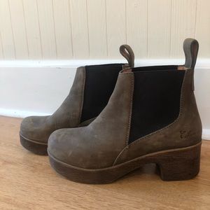 Calou Swedish Clog Boot